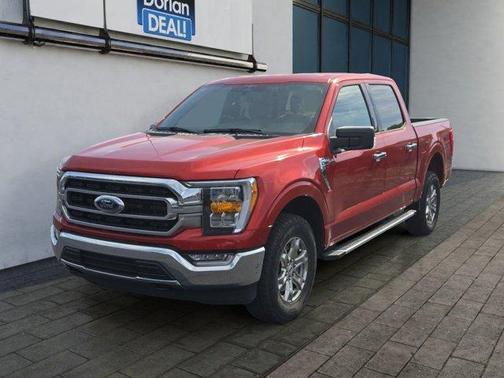 Hot Pepper Red Metallic Tinted Clearcoat 2023 Ford F-150 XLT