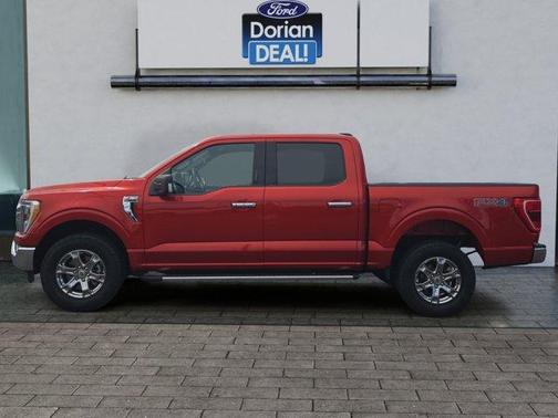 Hot Pepper Red Metallic Tinted Clearcoat 2023 Ford F-150 XLT