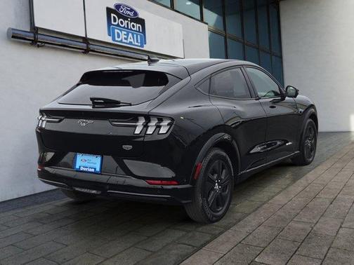 2023 Ford Mustang Mach-E California Route 1