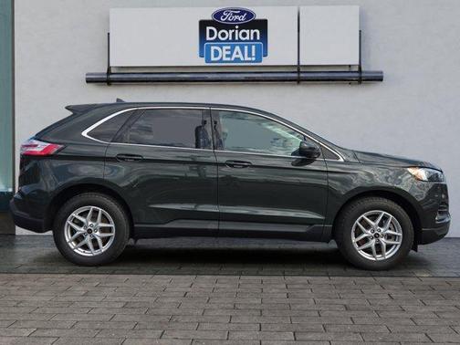 Forged Green Metallic 2024 Ford Edge SEL