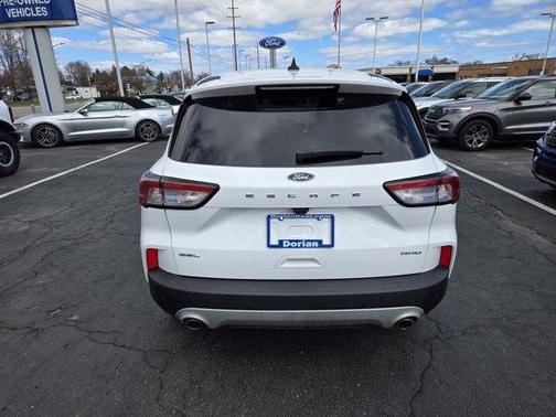 2022 Ford Escape SEL