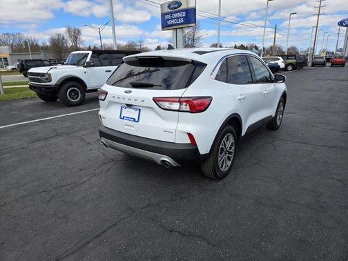 2022 Ford Escape SEL