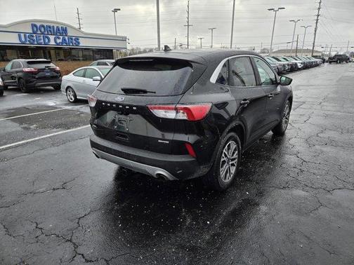 2022 Ford Escape SEL