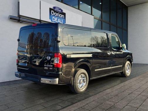 2013 Nissan NV Passenger NV3500 HD SV V6/SV V8
