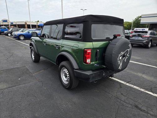 2023 Ford Bronco Base