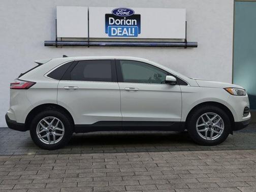 Star White 2024 Ford Edge SEL
