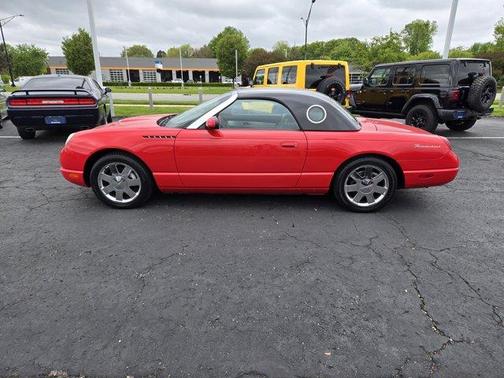 2002 Ford Thunderbird Deluxe