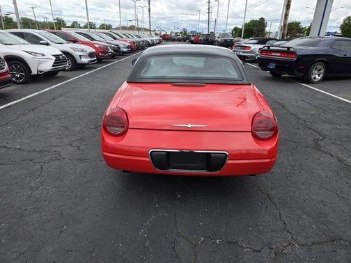 2002 Ford Thunderbird Deluxe