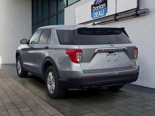 Iconic Silver Metallic 2023 Ford Explorer Base