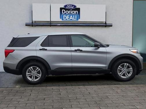 Iconic Silver Metallic 2023 Ford Explorer Base
