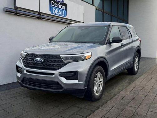 Iconic Silver Metallic 2023 Ford Explorer Base
