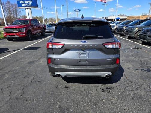 2022 Ford Escape SE