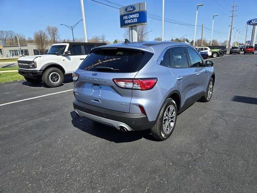 2022 Ford Escape SEL