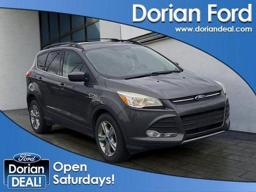 Gray 2015 Ford Escape SE