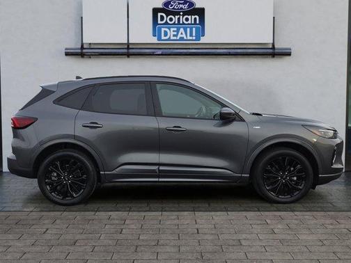 2023 Ford Escape ST-Line Elite