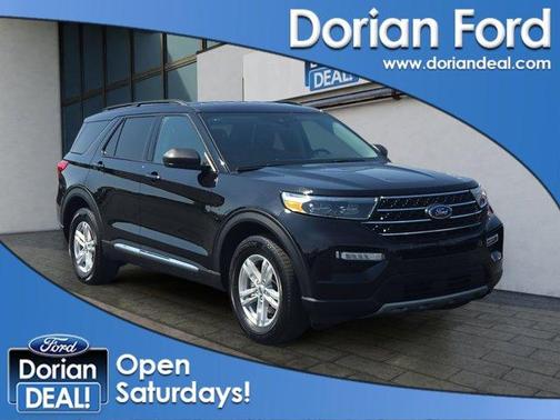 Black 2023 Ford Explorer XLT