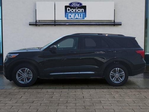 Black 2023 Ford Explorer XLT