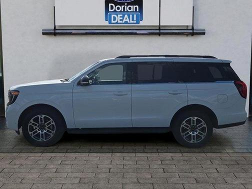 White 2025 Ford Expedition Active