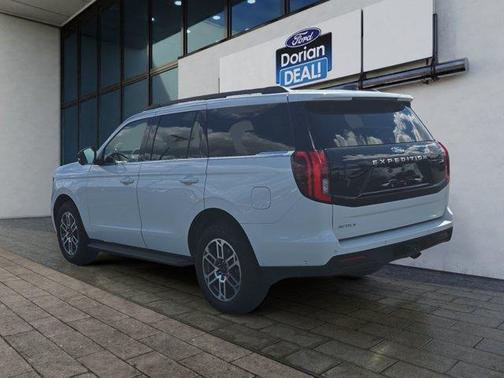White 2025 Ford Expedition Active