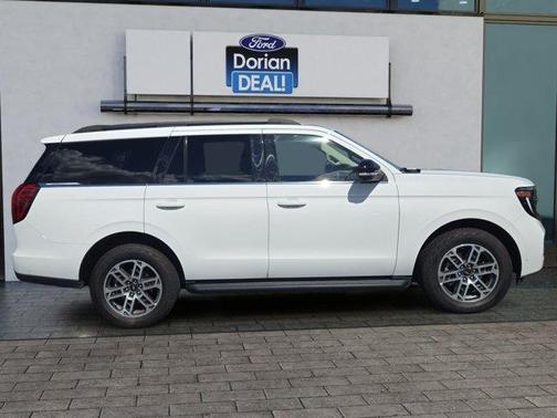 White 2025 Ford Expedition Active