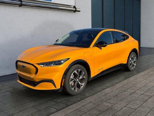 2022 Ford Mustang Mach-E Premium