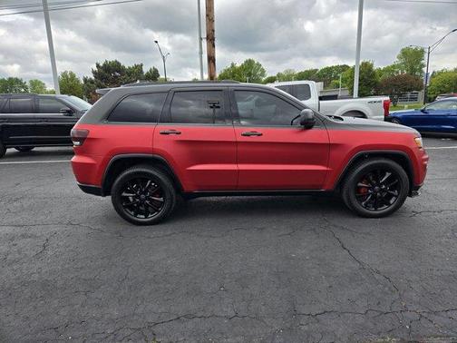 2019 Jeep Grand Cherokee Laredo E