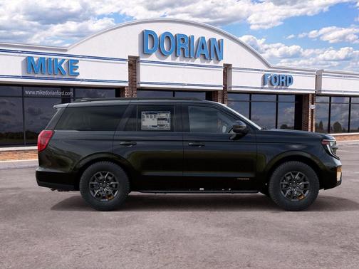 Agate Black Metallic 2027 Ford Expedition Tremor
