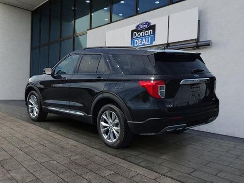 Black 2023 Ford Explorer XLT