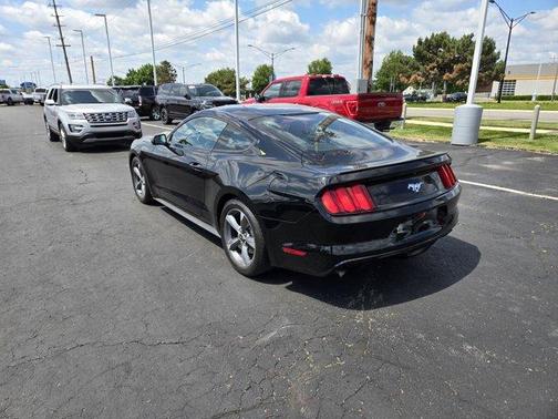 2017 Ford Mustang EcoBoost
