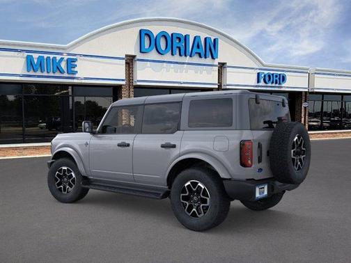 Avalanche Gray 2026 Ford Bronco Outer Banks