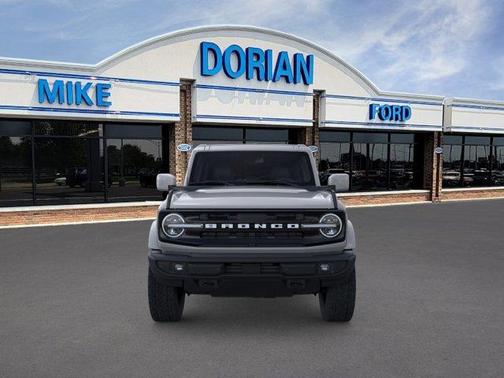 Avalanche Gray 2026 Ford Bronco Outer Banks