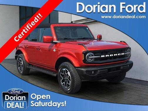 Hot Pepper Red Metallic Tinted Clearcoat 2023 Ford Bronco Outer Banks