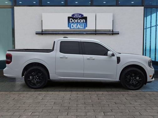 2025 Ford Maverick Lobo Standard