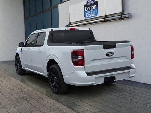 2025 Ford Maverick Lobo Standard