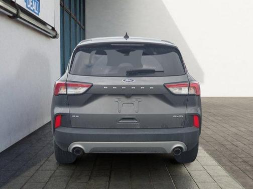 Gray 2022 Ford Escape SE