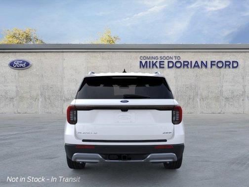 Star White 2026 Ford Explorer Platinum