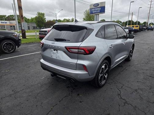 2023 Ford Escape ST-Line Select