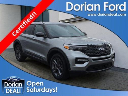 Iconic Silver Metallic 2023 Ford Explorer XLT