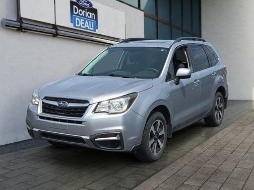 Ice Silver Metallic 2018 Subaru Forester 2.5i Premium