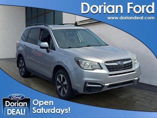 Ice Silver Metallic 2018 Subaru Forester 2.5i Premium