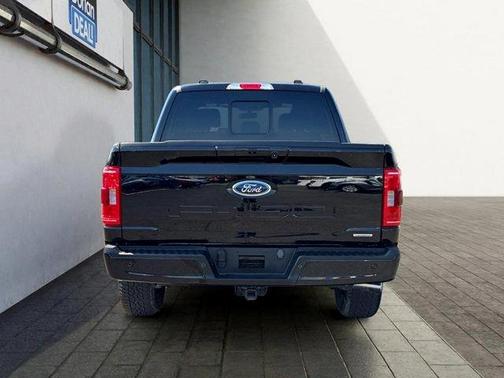 Agate Black Metallic 2023 Ford F-150 XLT