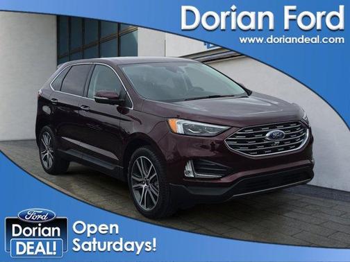 Burgundy Velvet Metallic Tinted Clearcoat 2024 Ford Edge Titanium