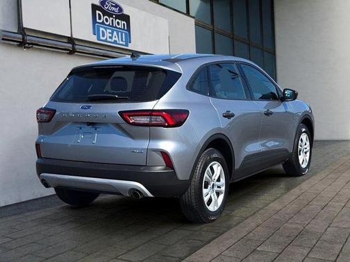 Iconic Silver Metallic 2023 Ford Escape Base