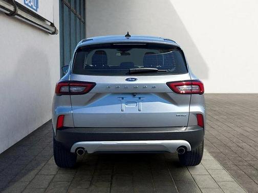 Iconic Silver Metallic 2023 Ford Escape Base
