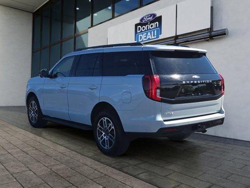 Silver 2025 Ford Expedition Active