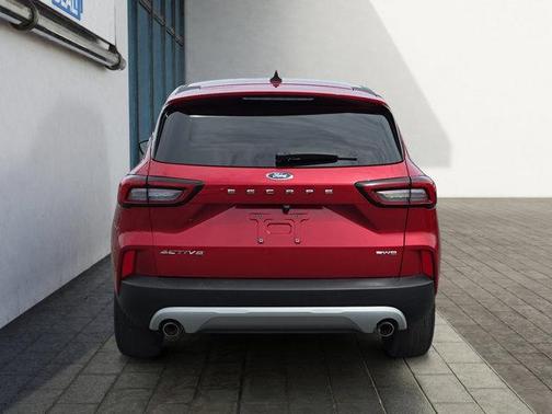 Rapid Red Metallic Tinted Clearcoat 2023 Ford Escape Active