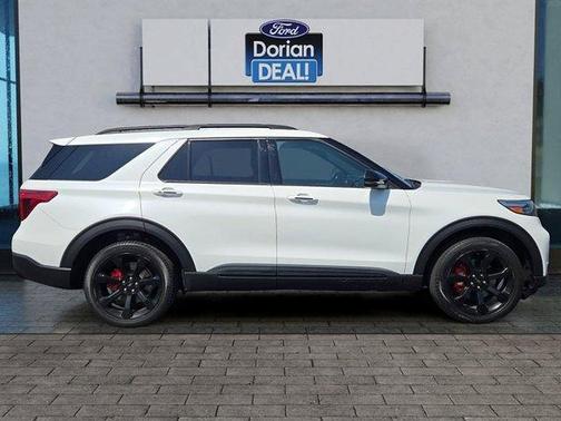 Star White Metallic Tri-Coat 2023 Ford Explorer ST