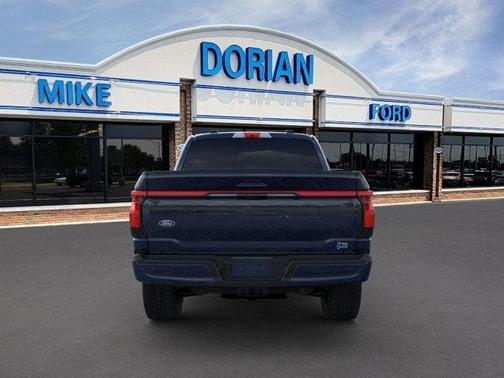 2025 Ford F-150 Lightning LARIAT