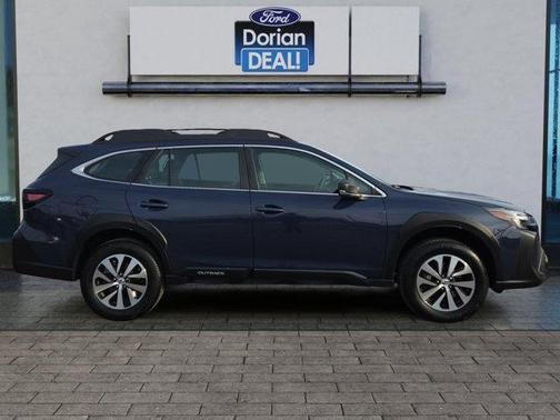 2025 Subaru Outback Base