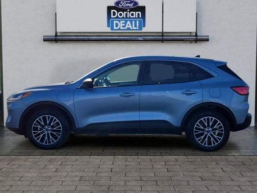 2022 Ford Escape PHEV SE